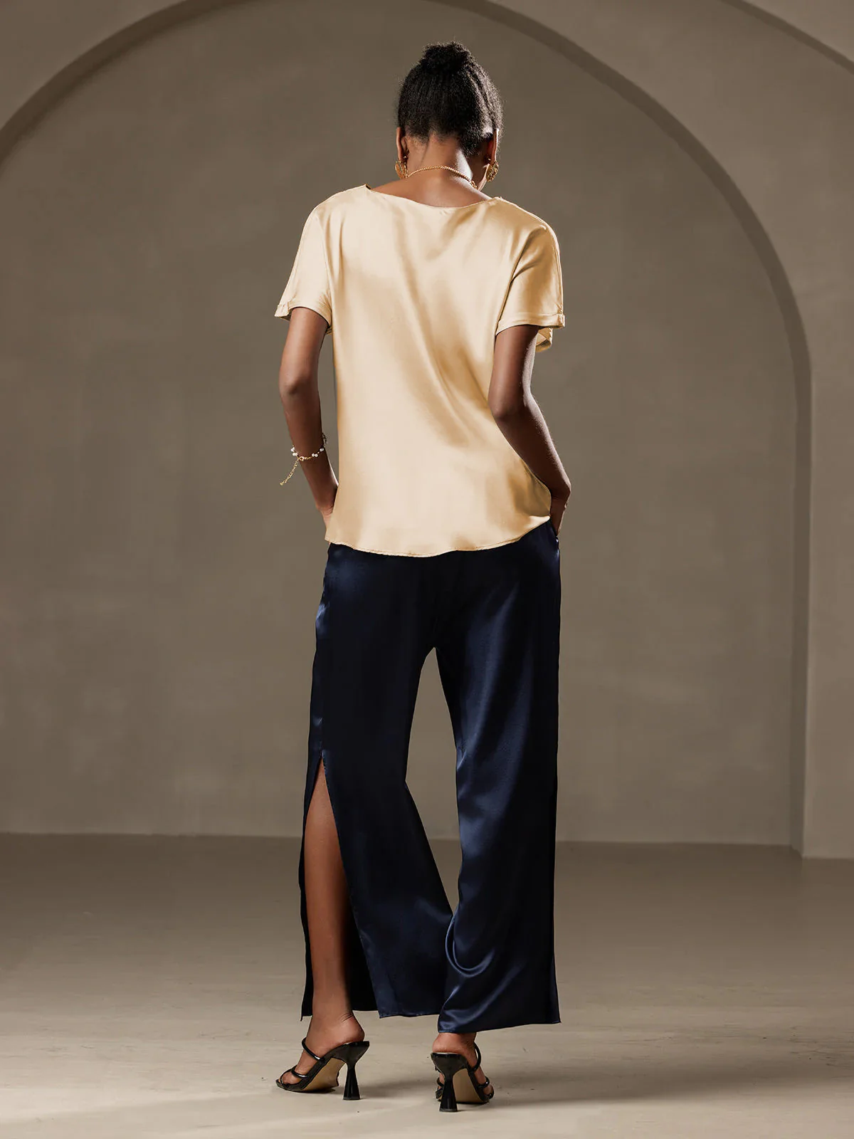 19Momme Silk Short Sleeve Boat Neck Women's T-Shirt - Image 31