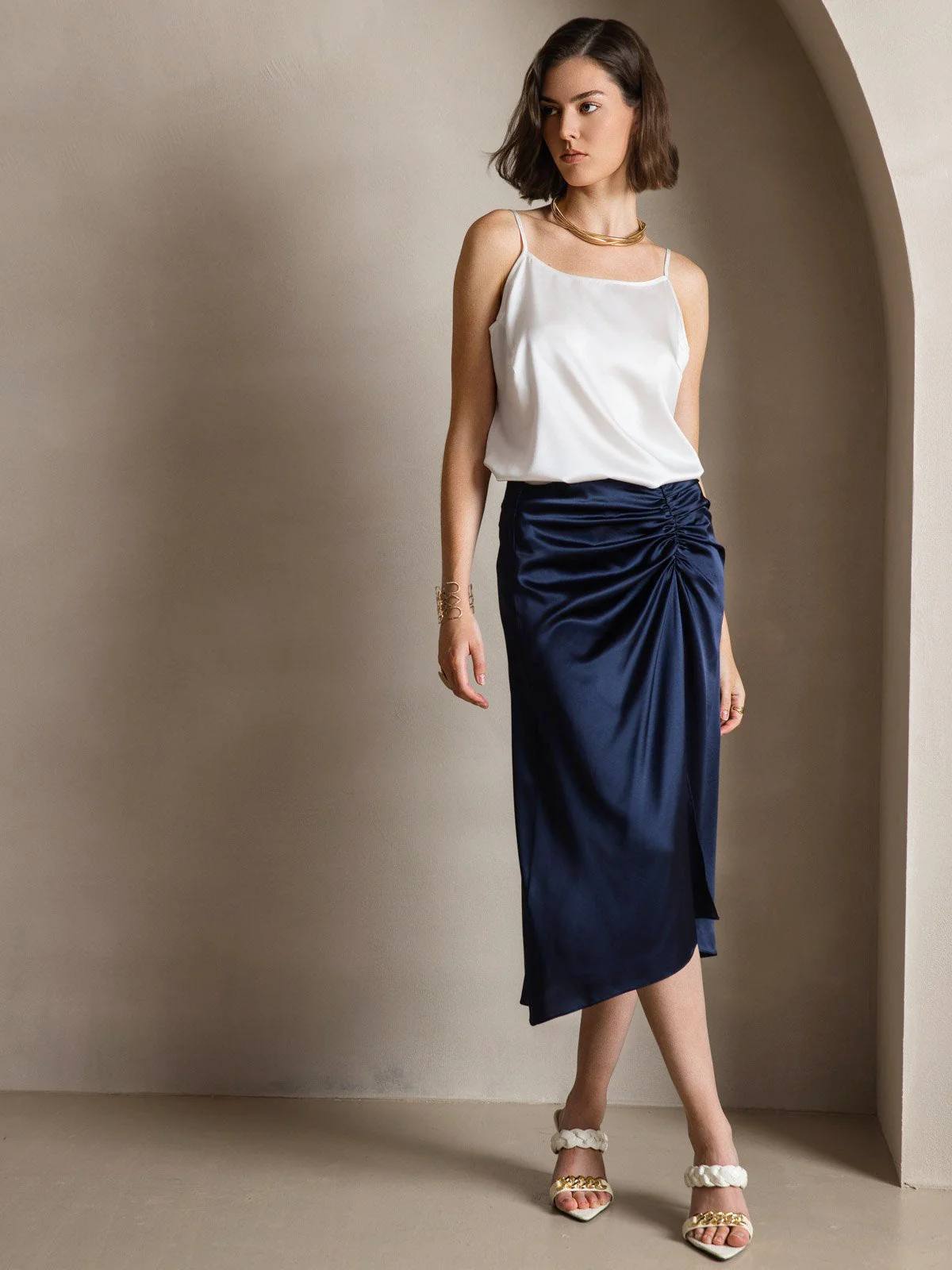 19Momme Silk Spaghetti Strap Round Neck Camisoles - Image 9