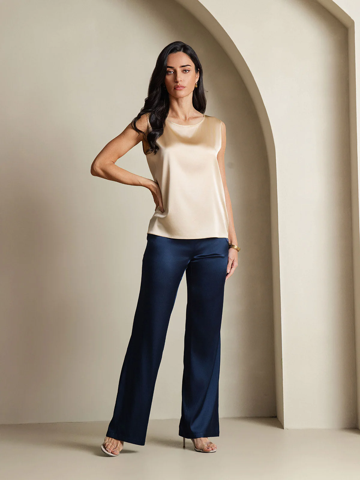 19Momme Silk Sleeveless Round Neck Women's Tank Top - Image 13