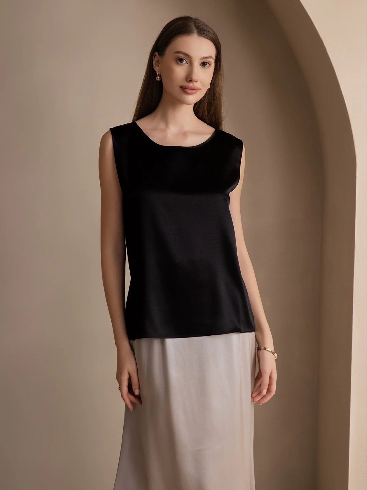 19Momme Silk Sleeveless Round Neck Women's Tank Top - Image 29
