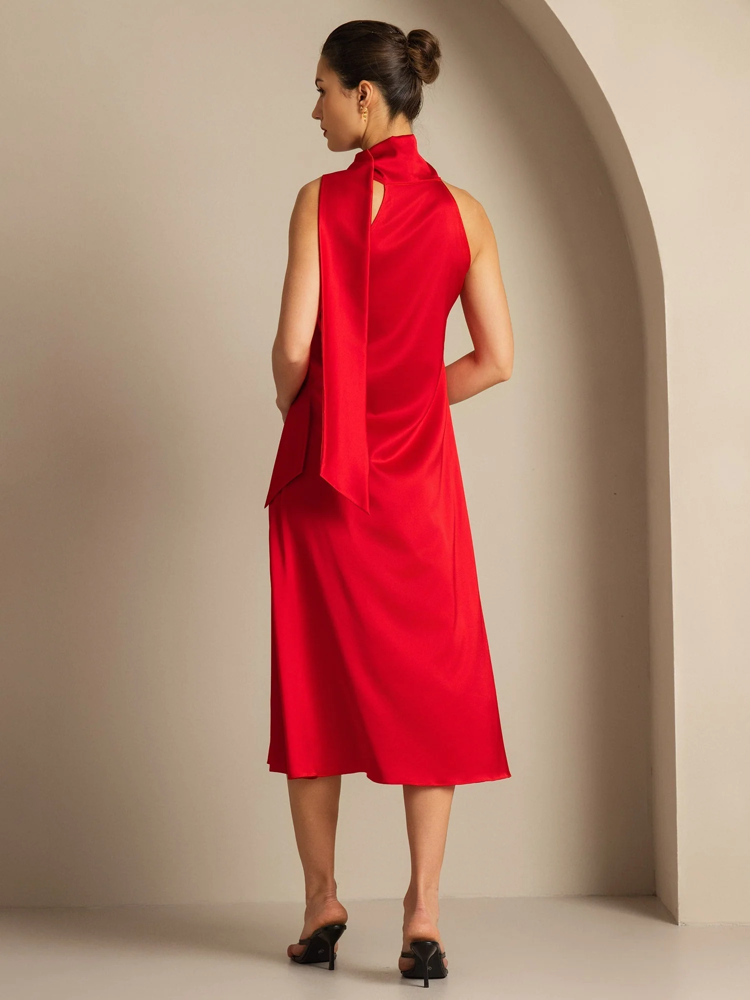 19Momme Silk Sleeveless Tie Neck Midi Dress - Image 10