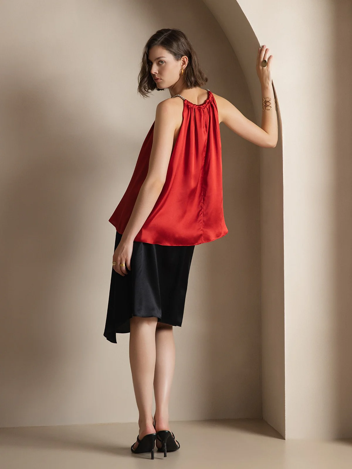Clearance(Ships to UK Only) - 19Momme Silk Relaxed Pearl-tie Neck Tank Top - Image 2