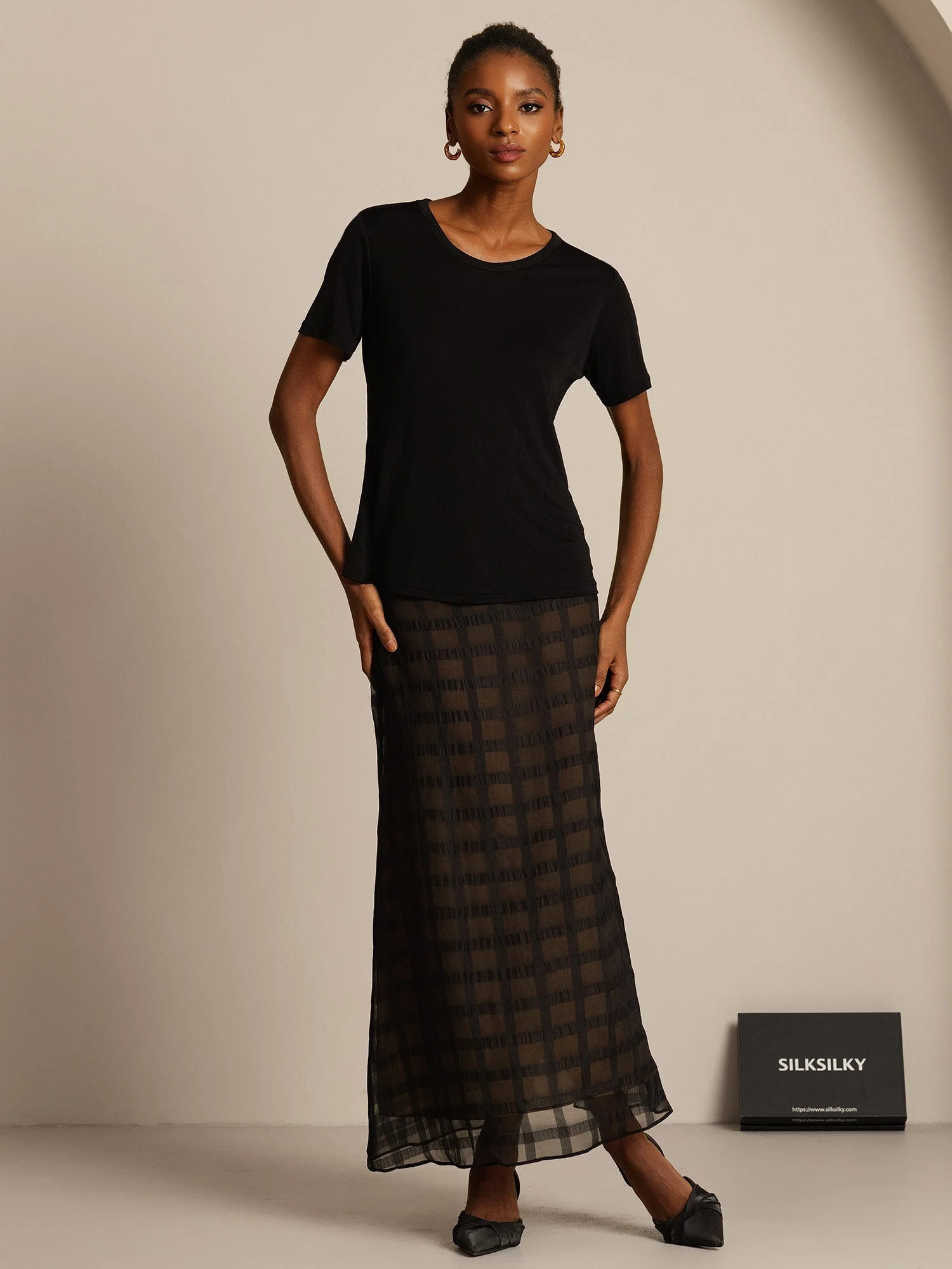 Women's Pure Silk Jersey Short Sleeve Round Neck T-Shirt - Image 13