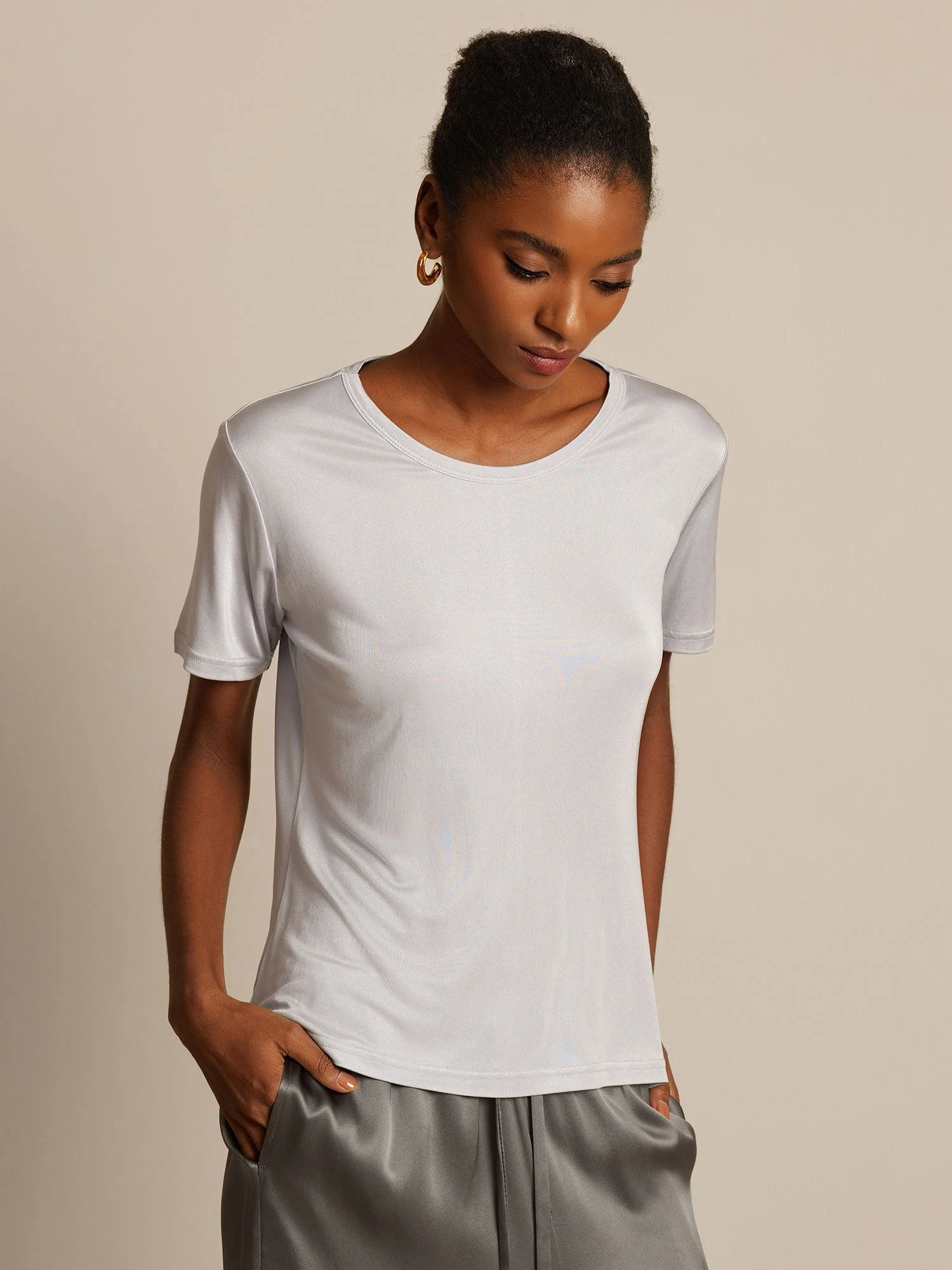 Women's Pure Silk Jersey Short Sleeve Round Neck T-Shirt - Image 18