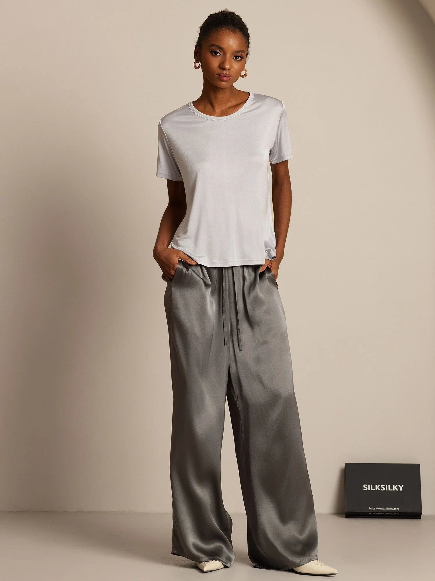 Women's Pure Silk Jersey Short Sleeve Round Neck T-Shirt - Image 22