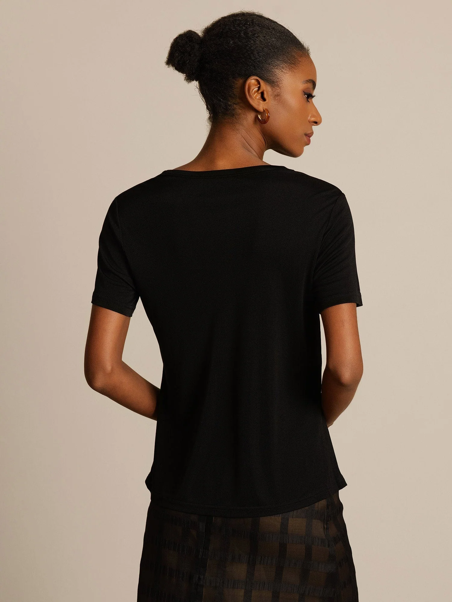Women's Pure Silk Jersey Short Sleeve Round Neck T-Shirt - Image 9