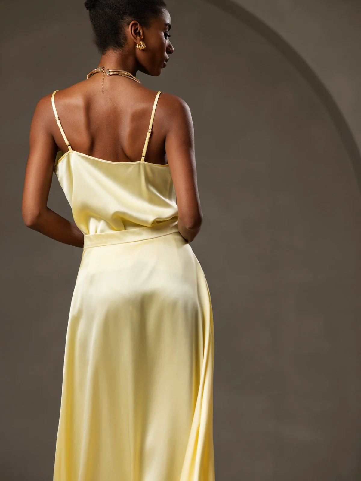 19Momme Silk Cowl Neck Camisoles - Image 54