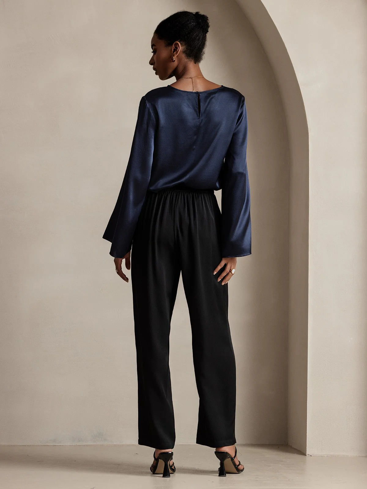 Clearance(Ships to UK Only) - Women's 22Momme Silk High Waist Wide Leg Tapered Pleated Cropped Pants - Image 5