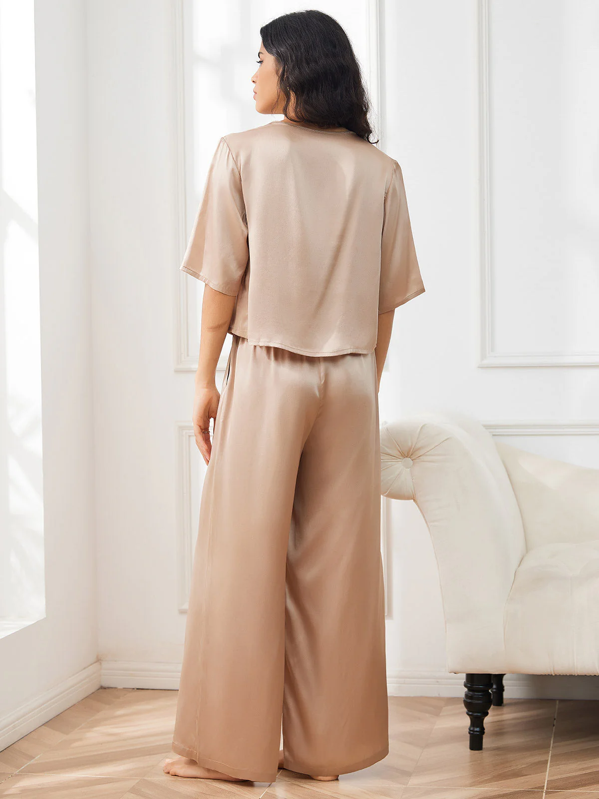 Women's Pure Silk Half Sleeve Round Neck Pyjamas Set - Image 5