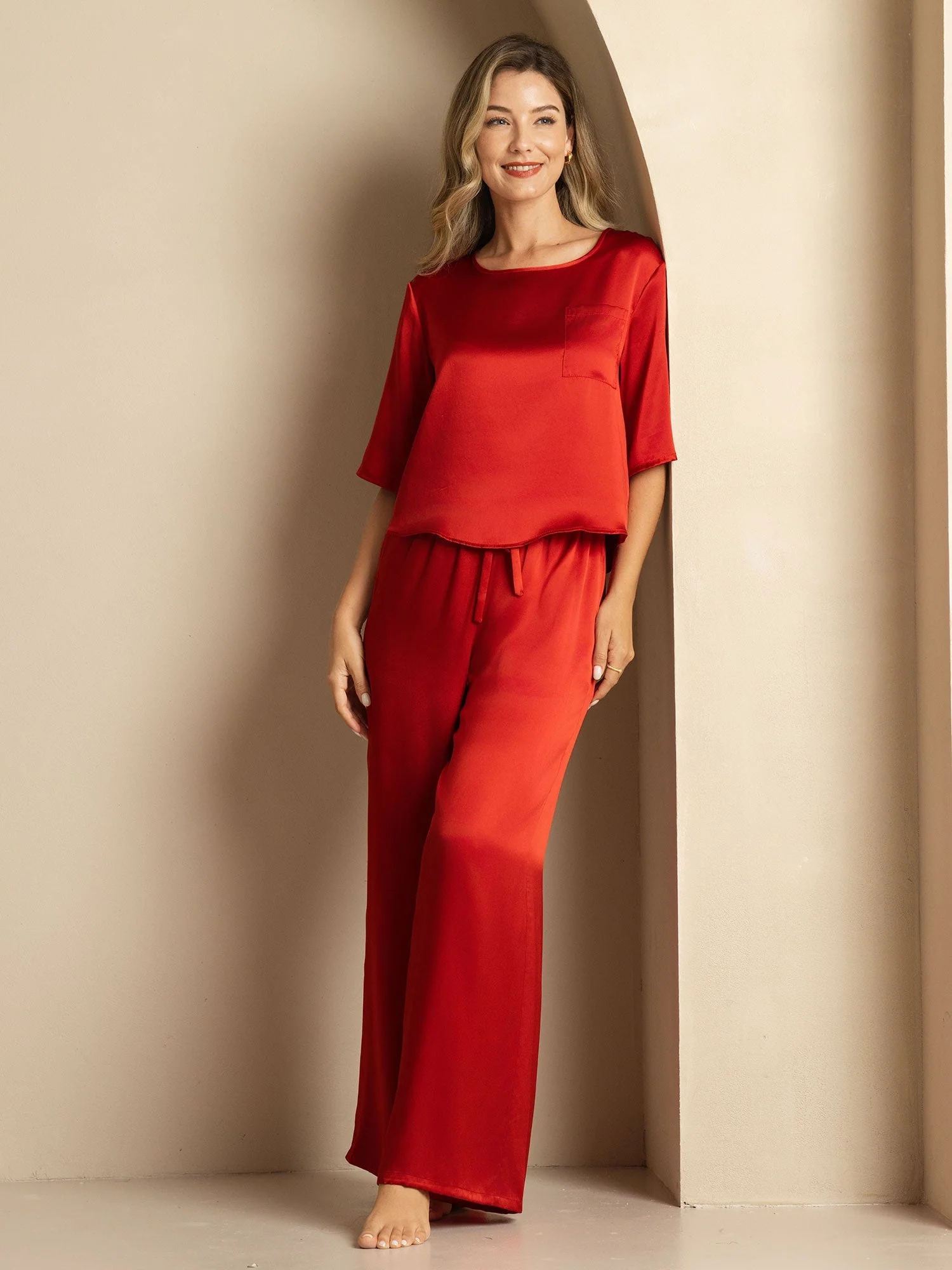 Women's Pure Silk Half Sleeve Round Neck Pyjamas Set - Image 50