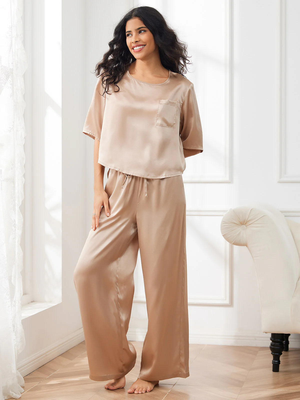 Women's Pure Silk Half Sleeve Round Neck Pyjamas Set - Image 6