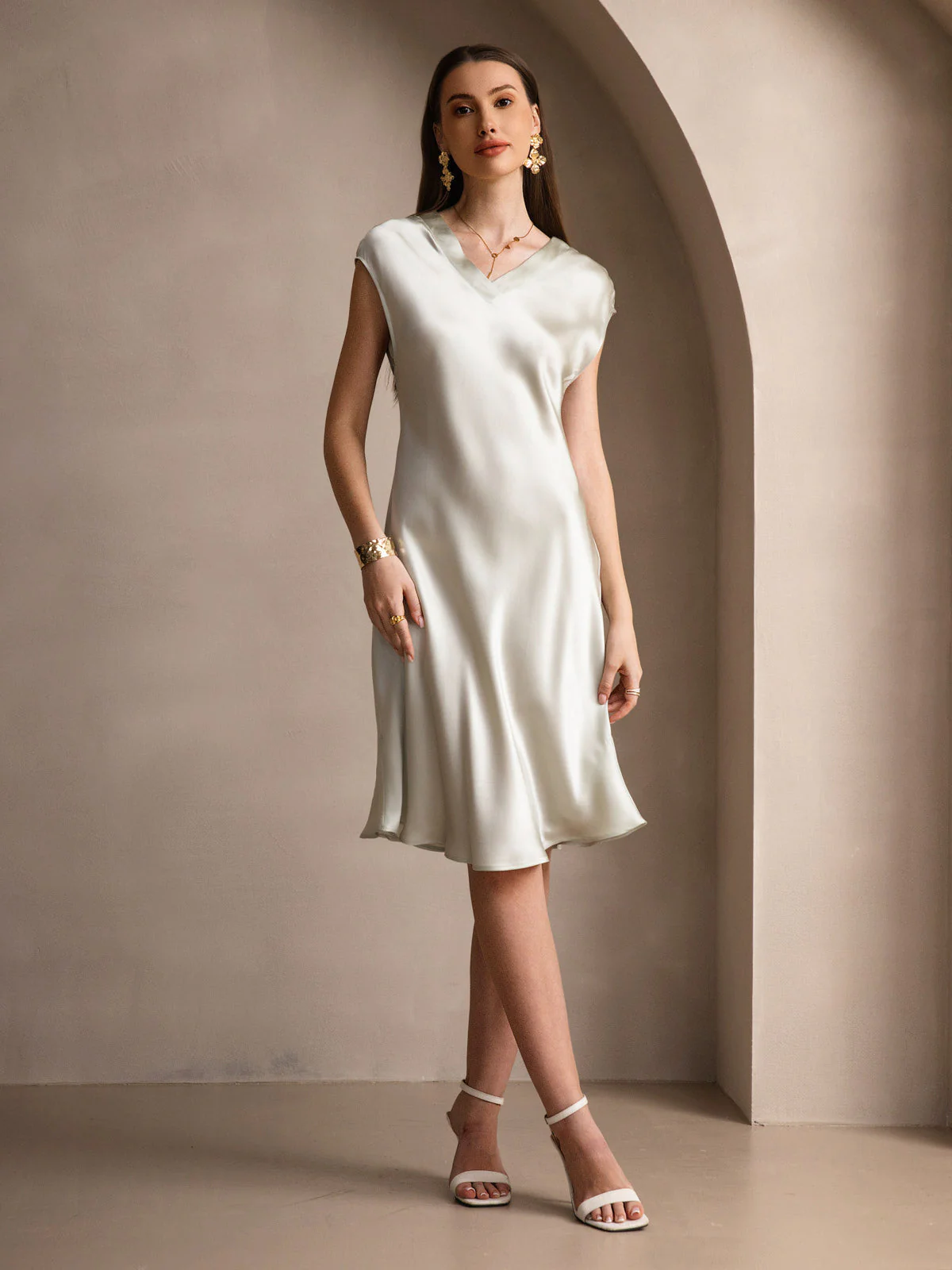Pure Silk Cap Sleeve V-neck Knee Nightdress - Image 48