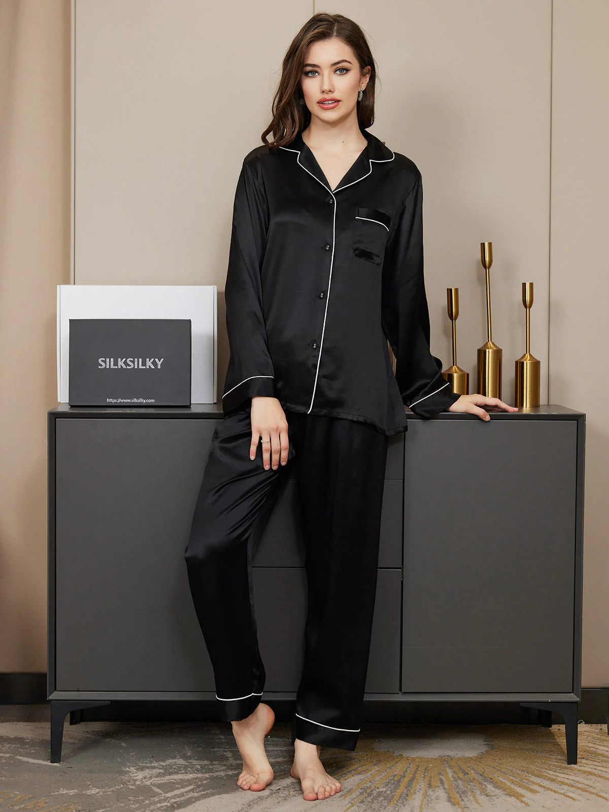 Women's Pure Silk Long Sleeve Button Up Pyjamas Set - Image 20