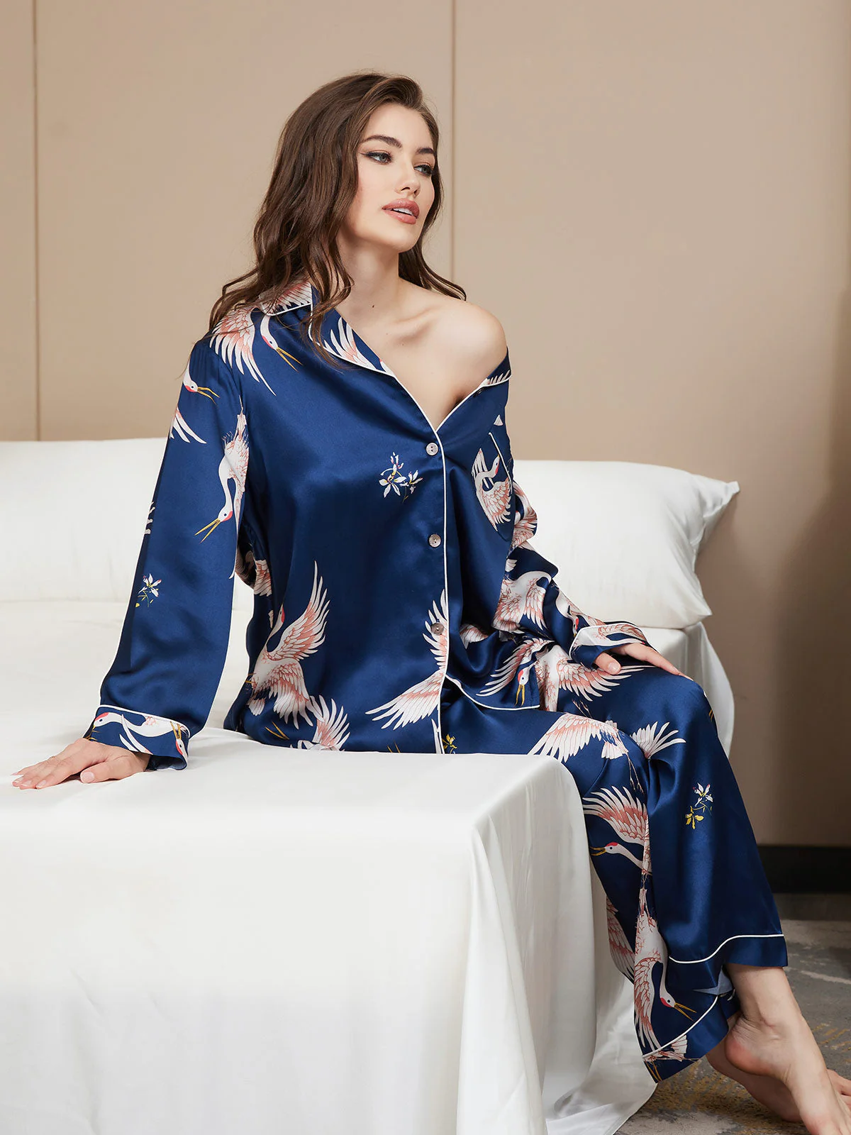19Momme Women's Pure Silk Crane Print Long Sleeve Notch Collar Pyjamas Set - Image 19