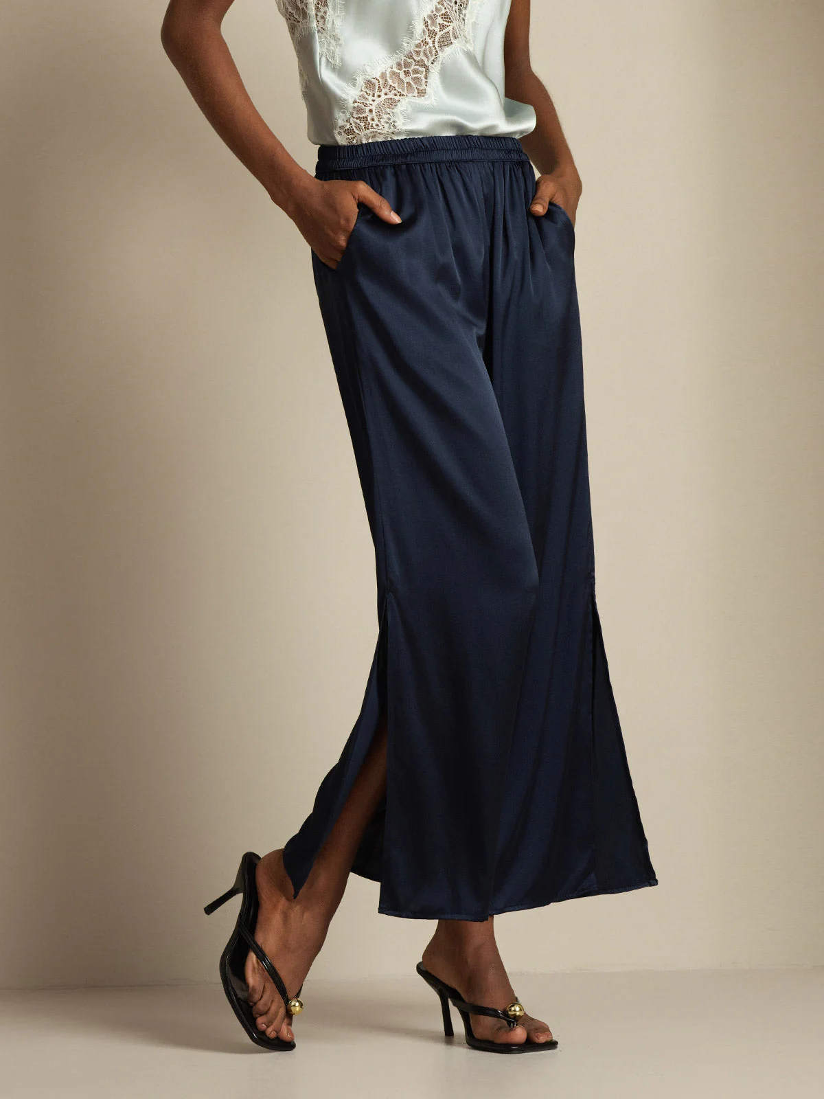 Women's 19Momme Silk Wide Leg Split Pants - Image 10