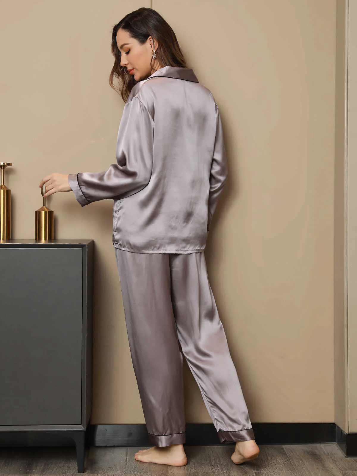Pure Silk Notch Collar Button Up Women's Pyjamas Set - Image 38