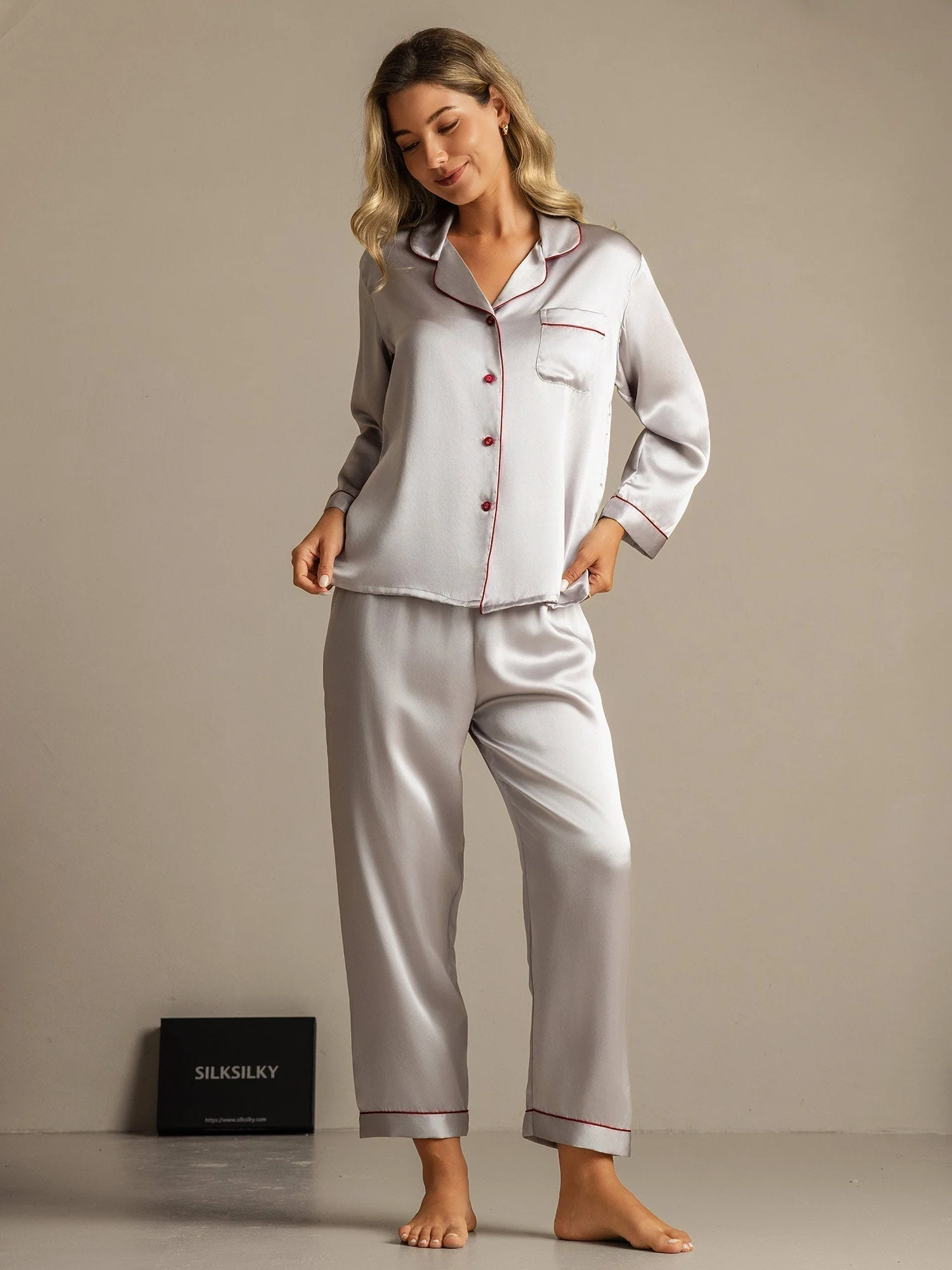 Pure Silk Notch Collar Button Up Women's Pyjamas Set - Image 87