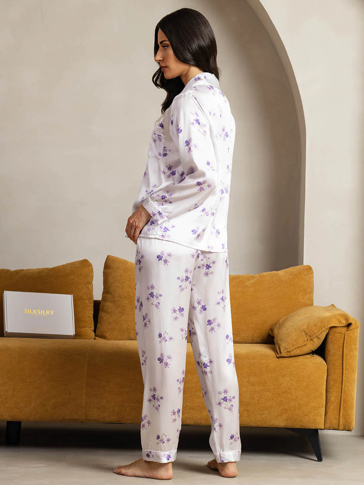 Pure Silk Lilac Bloom Print Long Sleeve Notch Collar Women's Pajamas Set - Image 2