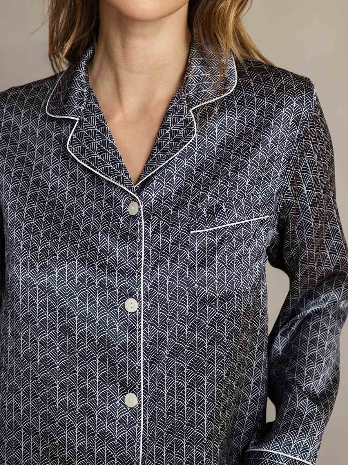 Women's Pure Silk Navy Ginkgo Print Long Sleeve Notch Collar Pajamas Set - Image 6
