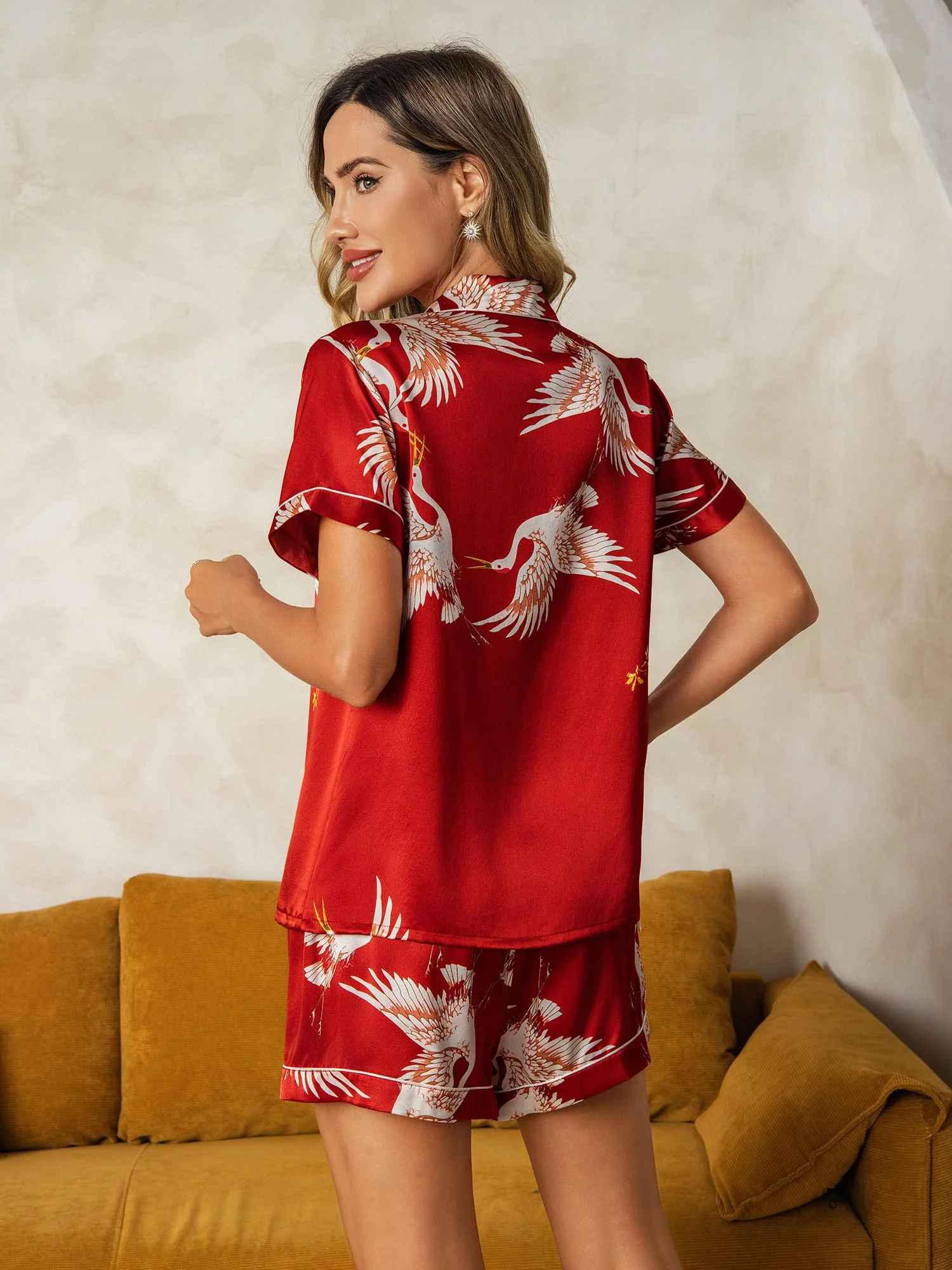 19Momme Women's Pure Silk Crane Print Short Sleeve Notch Collar Pyjamas Set - Image 22